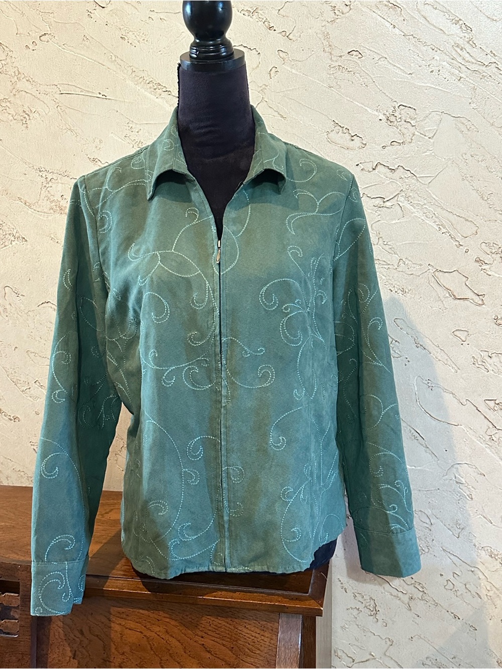 Croft & Barrow Petite Green Sueded Polyester Embroidered Zip Jacket Size PL